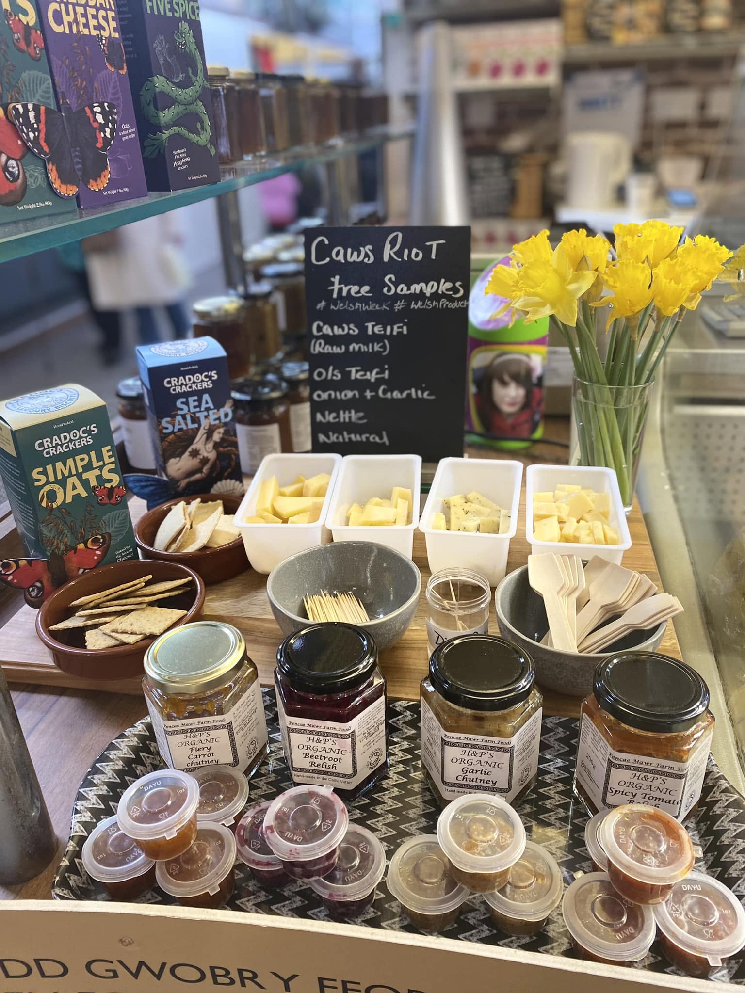 Chutneys, crackers and accompaniments at Caws Riot